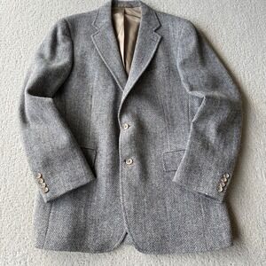 Harris Tweed Orbachs Mens Gray Herringbone Wool Sport Coat Blazer Jacket USA